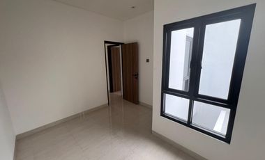 Dijual Rumah Minimalis 2 Lantai Brand New Sudah SHM Bisa KPR Duri Kosambi Sebelah Green Lake City Kalideres Cengkareng Jakarta Barat