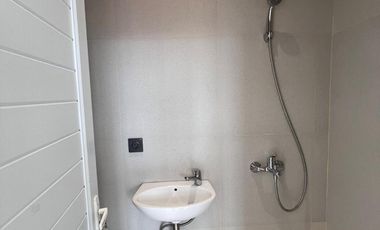 Dijual Rumah Minimalis 2 Lantai Brand New Sudah SHM Bisa KPR Duri Kosambi Sebelah Green Lake City Kalideres Cengkareng Jakarta Barat