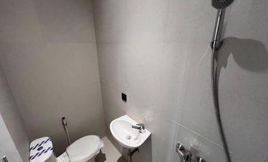 Dijual Rumah Minimalis 2 Lantai Brand New Sudah SHM Bisa KPR Duri Kosambi Sebelah Green Lake City Kalideres Cengkareng Jakarta Barat