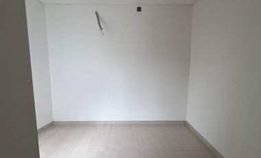 Dijual Rumah Minimalis 2 Lantai Brand New Sudah SHM Bisa KPR Duri Kosambi Sebelah Green Lake City Kalideres Cengkareng Jakarta Barat