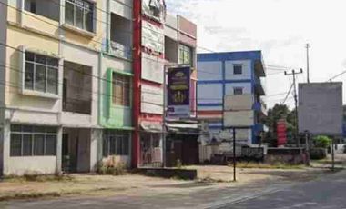Ruko 3 unit jadi 1