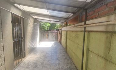 CASA EN VENTA QUILICURA - Tú nuevo hogar!, 3D 1B, CON 2 ESTACIONAMIENTOS