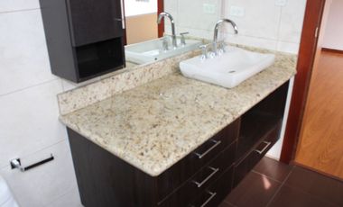 RENTA AMPLIA CASA EN SECTOR VILLA VEGA DENTRO DE CONJUNTO