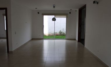 RENTA AMPLIA CASA EN SECTOR VILLA VEGA DENTRO DE CONJUNTO