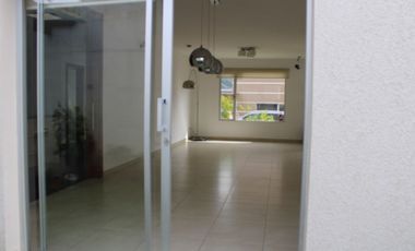 RENTA AMPLIA CASA EN SECTOR VILLA VEGA DENTRO DE CONJUNTO