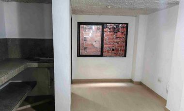 LOCAL COMERCIAL EN ARRIENDO
