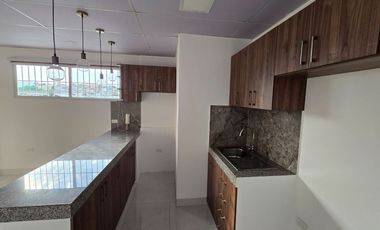 Suite en Alquiler en Alborada 13Ava Sin Parqueo Cerca La Rotonda Seguridad 24/7 Excelente Ubicación Norte GYE