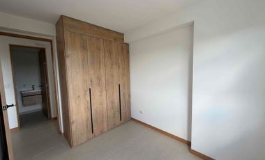 SE ARRIENDA APARTAMENTO DE 75 MT2 EN MONTEVEDRA CERRITOS
