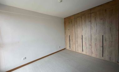 SE ARRIENDA APARTAMENTO DE 75 MT2 EN MONTEVEDRA CERRITOS