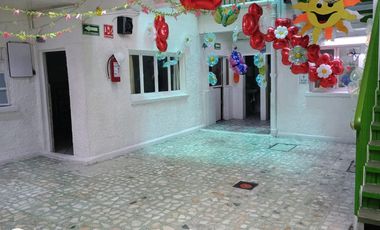 Defensores de la Republica casa/edificio en venta uso de suelo de negocio