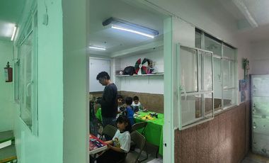 Defensores de la Republica casa/edificio en venta uso de suelo de negocio