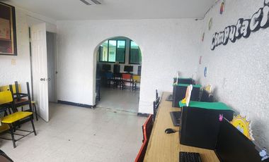 Defensores de la Republica casa/edificio en venta uso de suelo de negocio