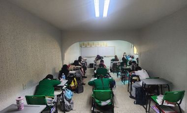 Defensores de la Republica casa/edificio en venta uso de suelo de negocio