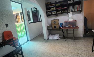 Defensores de la Republica casa/edificio en venta uso de suelo de negocio