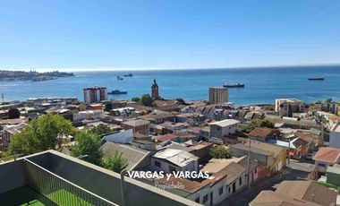 VIENDO DEPA DUPLEX. CERRO BARÓN. VALPARAÍSO 2d 2b 2e