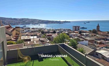 VIENDO DEPA DUPLEX. CERRO BARÓN. VALPARAÍSO 2d 2b 2e