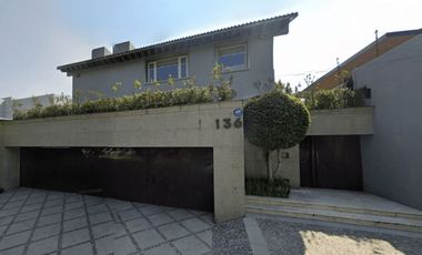 HERMOSA CASA EN COLONIA BOSQUES DE LAS LOMAS