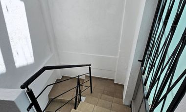 Amplio departamento en RENTA zona Zavaleta ubicadísimo en $12,500