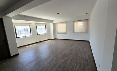 Amplio departamento en RENTA zona Zavaleta ubicadísimo en $12,500