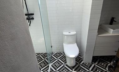 Amplio departamento en RENTA zona Zavaleta ubicadísimo en $12,500