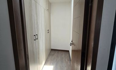 Amplio departamento en RENTA zona Zavaleta ubicadísimo en $12,500