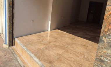 Local Comercial en Alquiler en Urdenor, 1 Baño, Norte de Guayaquil