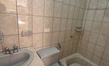 Local Comercial en Alquiler en Urdenor, 1 Baño, Norte de Guayaquil