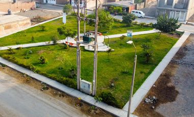 TERRENO EN VENTA CARABAYLLO DE 120 M2,LA PLANICIE 2