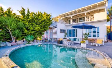 Casa en venta Frente al Mar - Ensenada