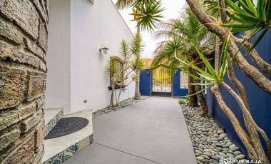 Casa en venta Frente al Mar - Ensenada