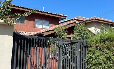 VENTA DE CASA EN BUIN – AMPLIA Y EXCELENTE UBICACIÓN