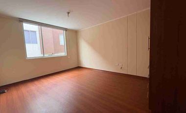 Venta casa  cuatro 4 dormitorios en Conocoto Valle de los Chillos.
