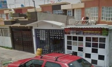 CASA EN BOSQUE DE CANADA, LOS HEROES TECAMAC II, TECAMAC, ESTADO DE MÉXICO. ¡NO SE ACEPTAN CRÉDITOS!