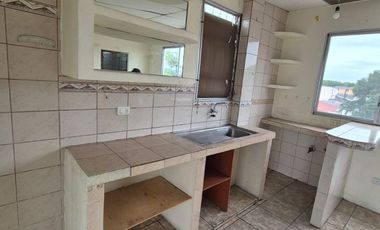 Suite en Alquiler en la Alborada, 1 Habitación, 1 Baño, Seguridad, Parqueo, Norte de Guayaquil.