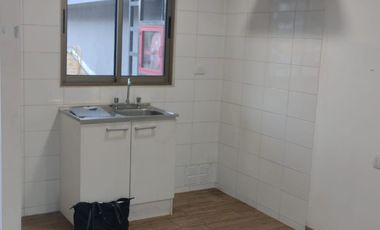 Brown Propiedades ofrece en arriendo departamento en  los Baqueanos Peñalolén