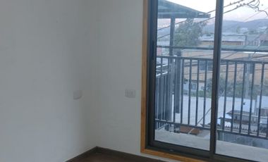 Brown Propiedades ofrece en arriendo departamento en  los Baqueanos Peñalolén