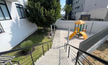 Renta Departamento Lake cañadas, el pueblito, 3 recámaras con alberca