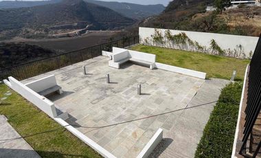 Renta Departamento Lake cañadas, el pueblito, 3 recámaras con alberca