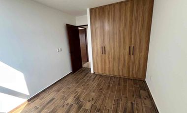 Renta Departamento Lake cañadas, el pueblito, 3 recámaras con alberca