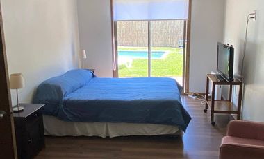 Arriendo Casa 3d/ 2b con piscina en Olmue, solo año corrido