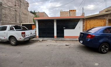 CASA EN ALQUILER EN RESIDENCIAL SAN CARLOS