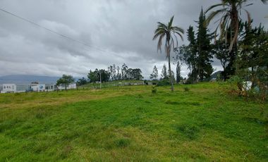 bodega taller terreno lote de arriendo alquiler en cuenca ecuador monay baguanchi ideal para almacenaje o taller mecánico