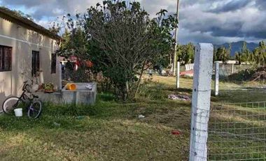 se vende Casa de campo área total 500 metros en cotacachi Imbabura Ecuador urbano