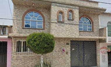 GRAN CASA EN CHIMALHUACÁN EDO MEX.