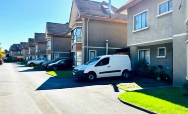 Casa con 4 dormitorios en San Pedro de la Paz