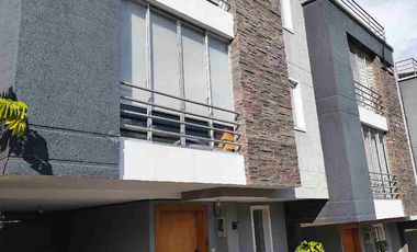 CASA EN VENTA EN CONJUNTO SAN ISIDRO DEL INCA