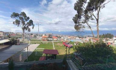 CASA EN VENTA EN CONJUNTO SAN ISIDRO DEL INCA