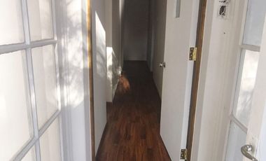 Habitacional y Comercial! Arriendo en Nueva de Valdés 951, Santiago de 5 dormitorios, 3 Baños, Subterráneo, Patio, Bodega.