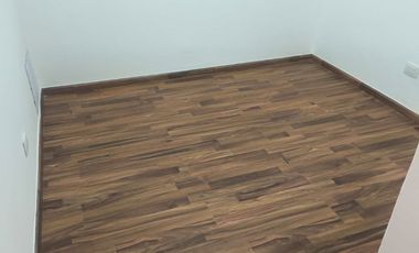 Habitacional y Comercial! Arriendo en Nueva de Valdés 951, Santiago de 5 dormitorios, 3 Baños, Subterráneo, Patio, Bodega.