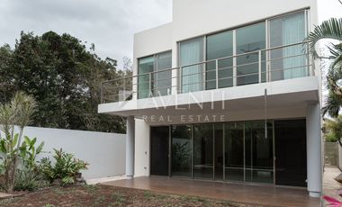 Casa en Venta/Renta, Lagos del Sol, Cancún